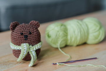 Amigurumi vs Knitting: Key Differences Every Beginner Should Know