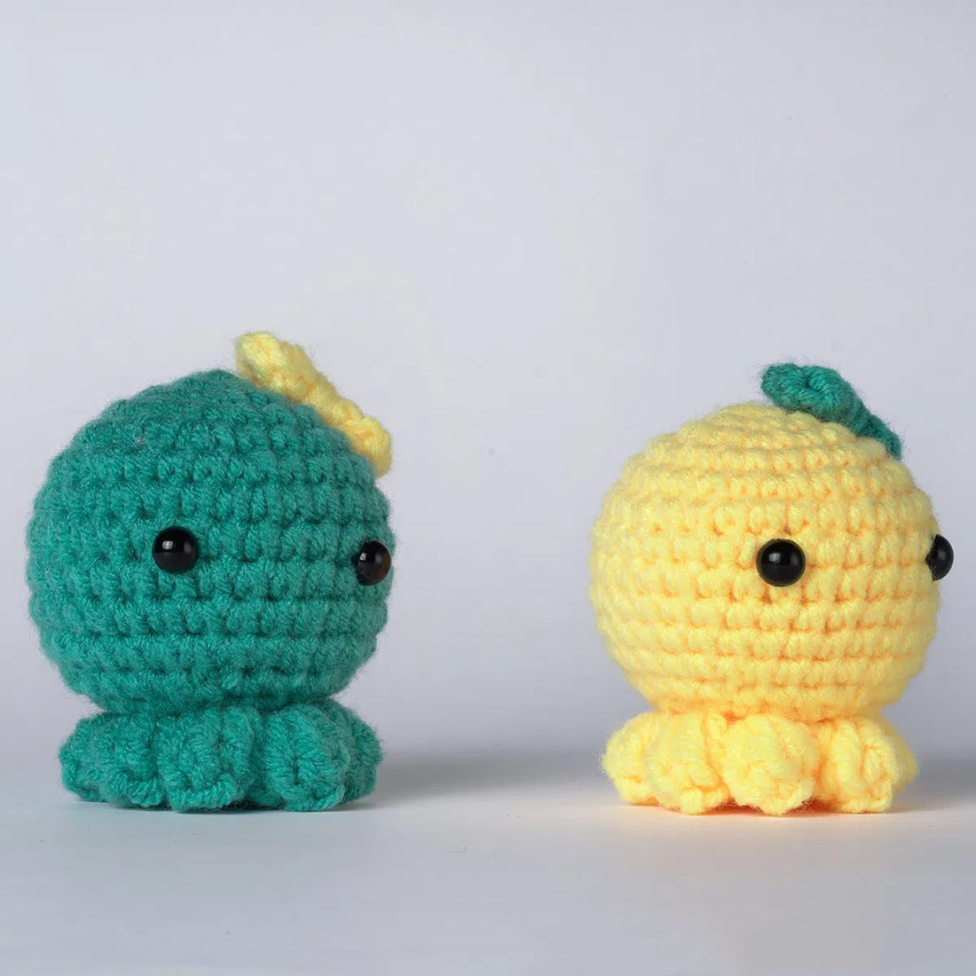 2Pcs Crochet Kit Octopus Green and Yellow-WOOHOBBY