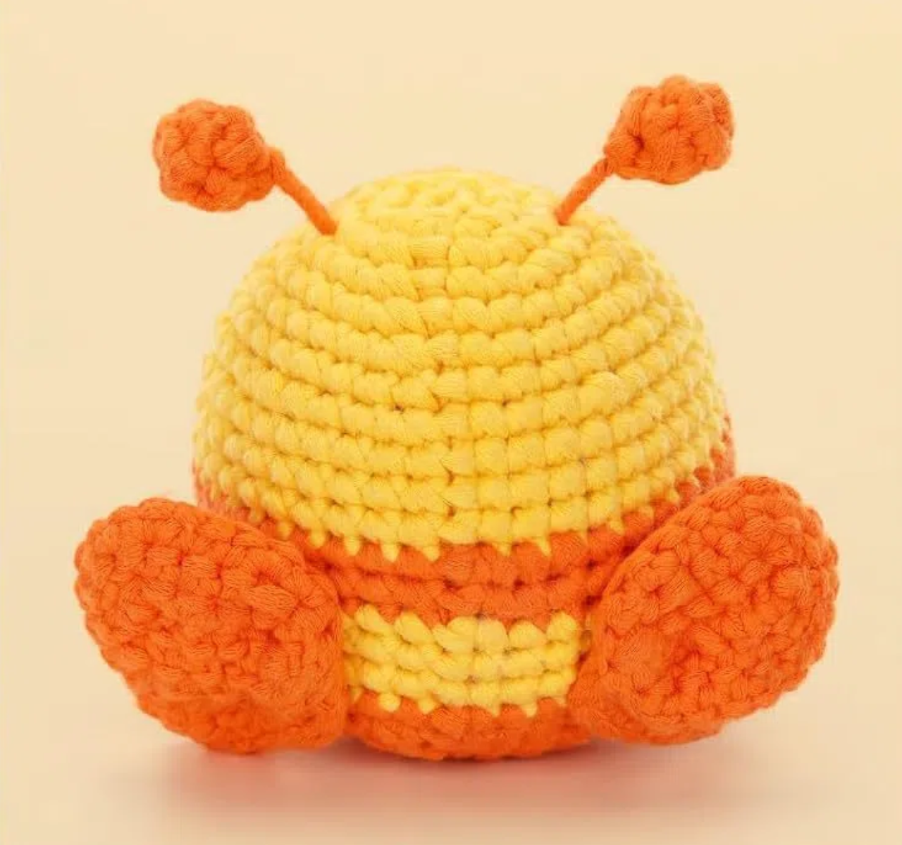 Crochet Starter Kit Bee-WOOHOBBY